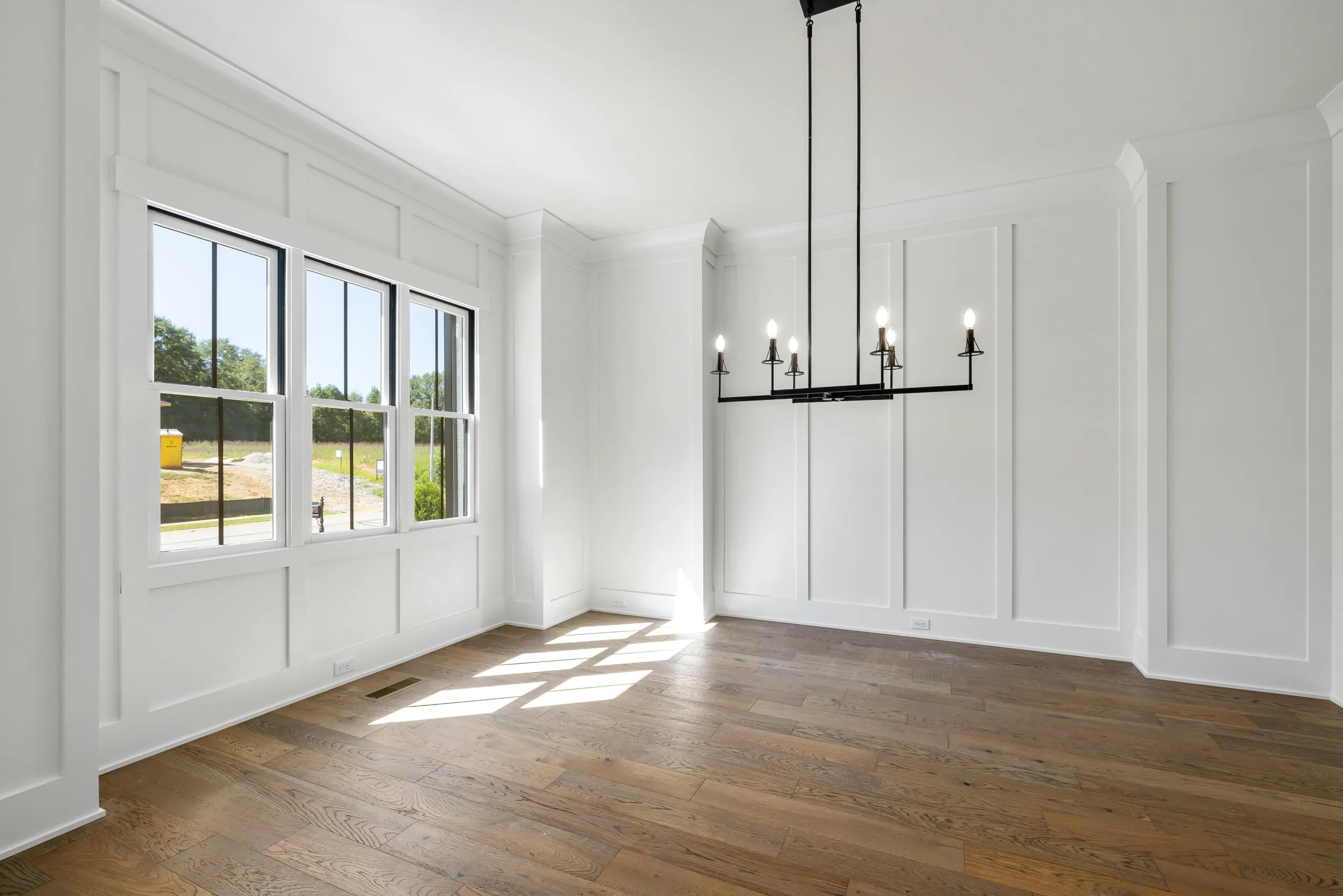 Wainscoting and Crown Molding 