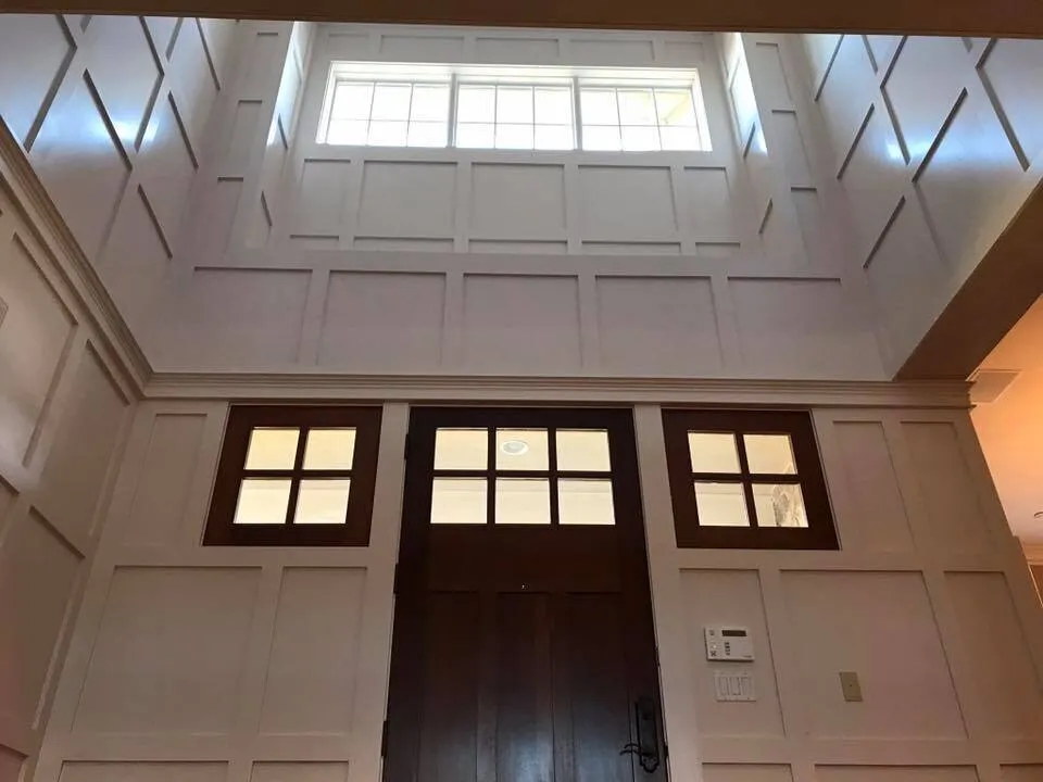 wainscoting
